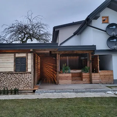 Hisa Stare Mame Bed & Breakfast Kamnik Exterior photo