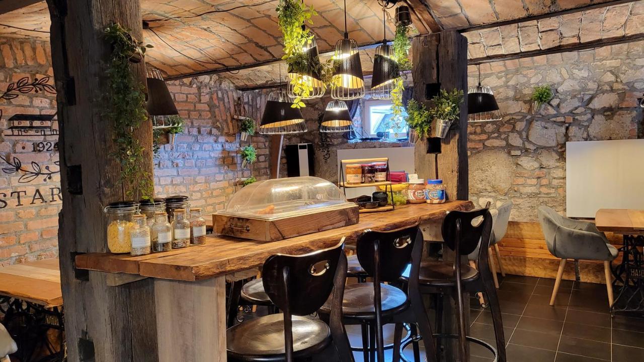Bed & Breakfast Hisa Stare Mame